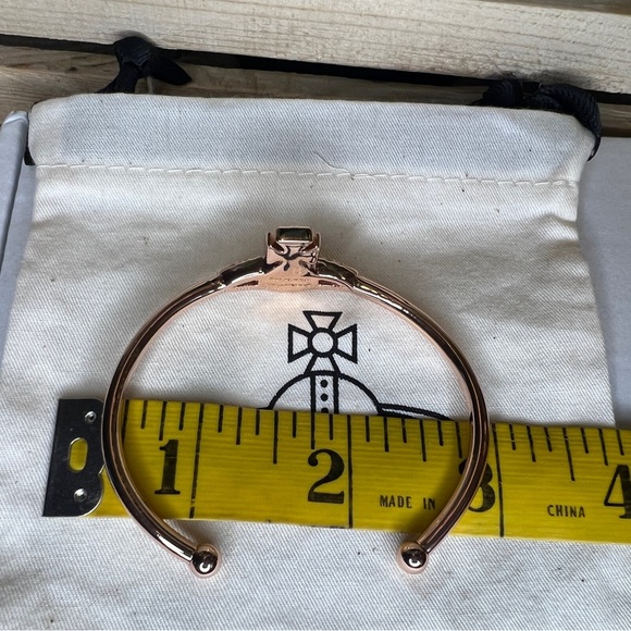 Vivienne Westwood Grace Bas Relief Rose Gold Open Bangle - Picture 6 of 7